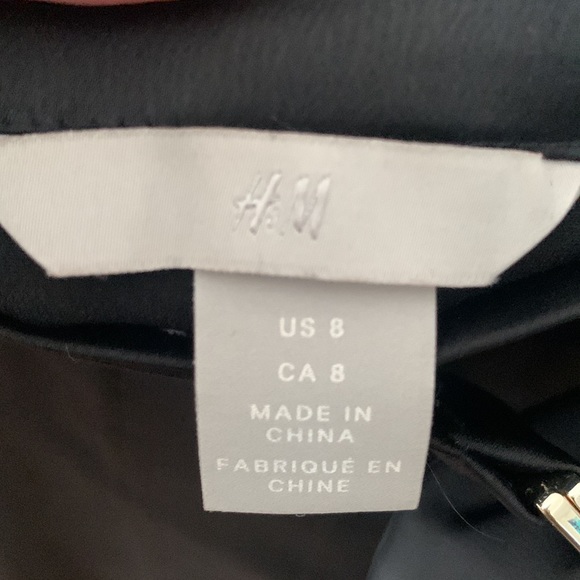H&M, Sz 8, satin looking wrap midi skirt - Picture 4 of 5
